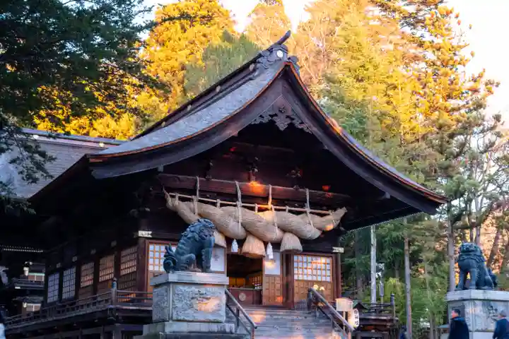 諏訪大社下社秋宮(長野県)