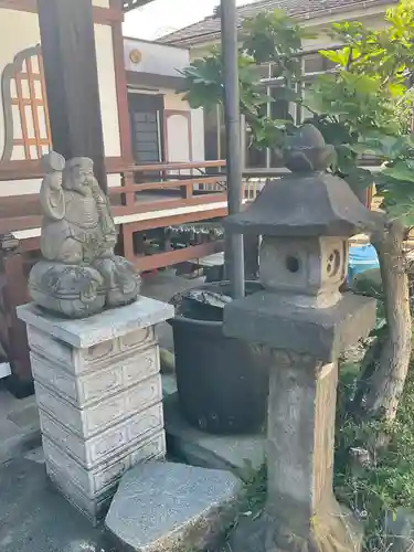 專念寺の像