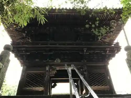 太山寺の山門