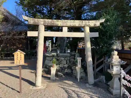 宝来山神社の末社