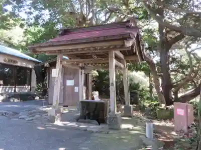 大瀬神社の手水舎