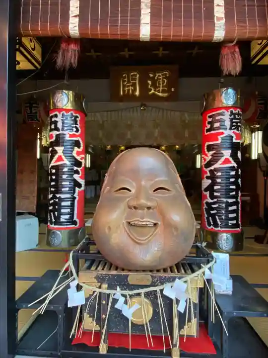 鷲神社の{uncategorized: "未分類", other: "その他", undefined: "問題あり", building: "その他建物", grave: "お墓", sacred_gate: "鳥居", guardian: "狛犬", statue: "像", buddha: "仏像", history: "歴史", nature: "自然", garden: "庭園", animal: "動物", pagoda: "塔", temizu: "手水舎", mountain_gate: "山門・神門", sanctuary: "本殿・本堂", subordinate: "末社・摂社", art: "芸術", scenery: "景色", jizo: "地蔵", ema: "絵馬", goshuin: "御朱印", omikuji: "おみくじ", items: "授与品その他", amulet: "お守り", goshuincho: "御朱印帳", eats: "食事", festival: "お祭り", votive_dance: "神楽", shichigosan: "七五三参", wedding: "結婚式", experience: "体験その他", initially: "初詣", around: "周辺", anti_infection: "感染症対策"}