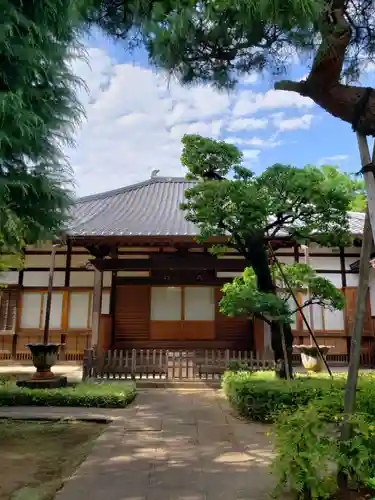 西照寺の本殿・本堂
