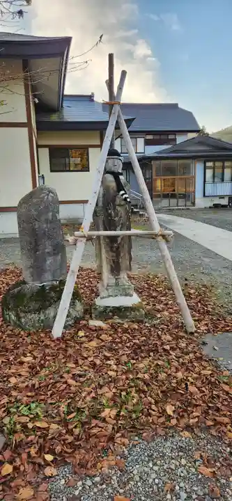龍性院(赤芝観音)の地蔵