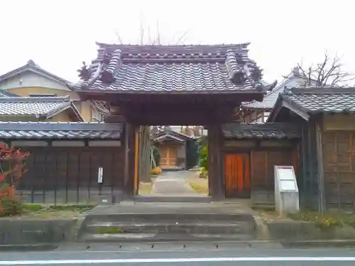 乗願寺の山門