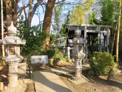 市谷亀岡八幡宮の末社・摂社