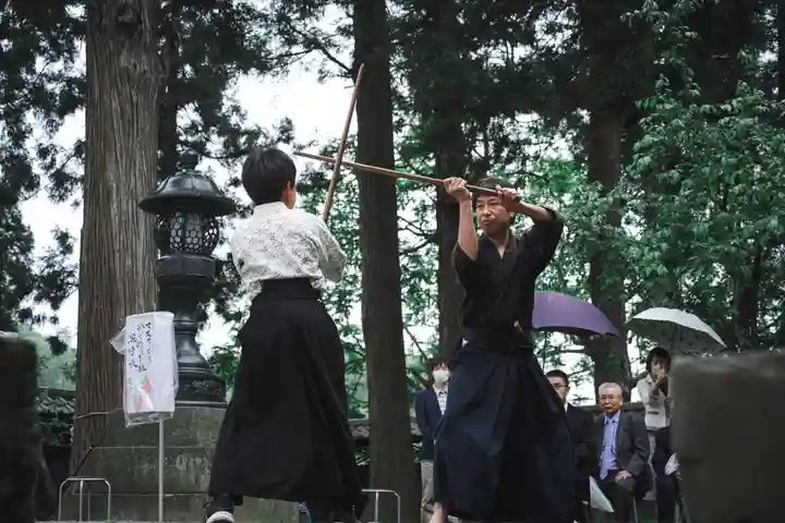 守りの神 藤基神社(新潟県)