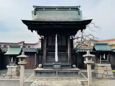 八坂神社の{uncategorized: "未分類", other: "その他", undefined: "問題あり", building: "その他建物", grave: "お墓", sacred_gate: "鳥居", guardian: "狛犬", statue: "像", buddha: "仏像", history: "歴史", nature: "自然", garden: "庭園", animal: "動物", pagoda: "塔", temizu: "手水舎", mountain_gate: "山門・神門", sanctuary: "本殿・本堂", subordinate: "末社・摂社", art: "芸術", scenery: "景色", jizo: "地蔵", ema: "絵馬", goshuin: "御朱印", omikuji: "おみくじ", items: "授与品その他", amulet: "お守り", goshuincho: "御朱印帳", eats: "食事", festival: "お祭り", votive_dance: "神楽", shichigosan: "七五三参", wedding: "結婚式", experience: "体験その他", initially: "初詣", around: "周辺", anti_infection: "感染症対策"}
