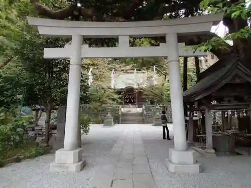 御霊神社の鳥居