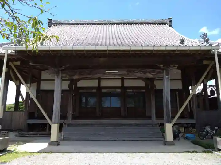 来空寺の本殿・本堂