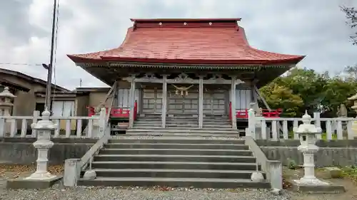 苫前神社の本殿