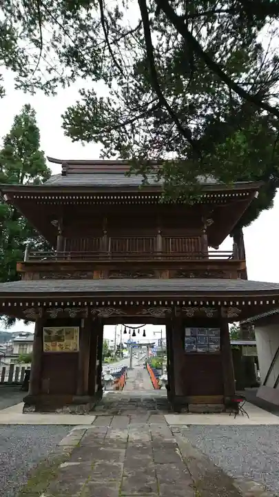辺田見若宮神社の山門・神門