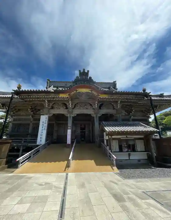 誕生寺の{uncategorized: "未分類", other: "その他", undefined: "問題あり", building: "その他建物", grave: "お墓", sacred_gate: "鳥居", guardian: "狛犬", statue: "像", buddha: "仏像", history: "歴史", nature: "自然", garden: "庭園", animal: "動物", pagoda: "塔", temizu: "手水舎", mountain_gate: "山門・神門", sanctuary: "本殿・本堂", subordinate: "末社・摂社", art: "芸術", scenery: "景色", jizo: "地蔵", ema: "絵馬", goshuin: "御朱印", omikuji: "おみくじ", items: "授与品その他", amulet: "お守り", goshuincho: "御朱印帳", eats: "食事", festival: "お祭り", votive_dance: "神楽", shichigosan: "七五三参", wedding: "結婚式", experience: "体験その他", initially: "初詣", around: "周辺", anti_infection: "感染症対策"}