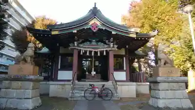 蓮根氷川神社の本殿・本堂