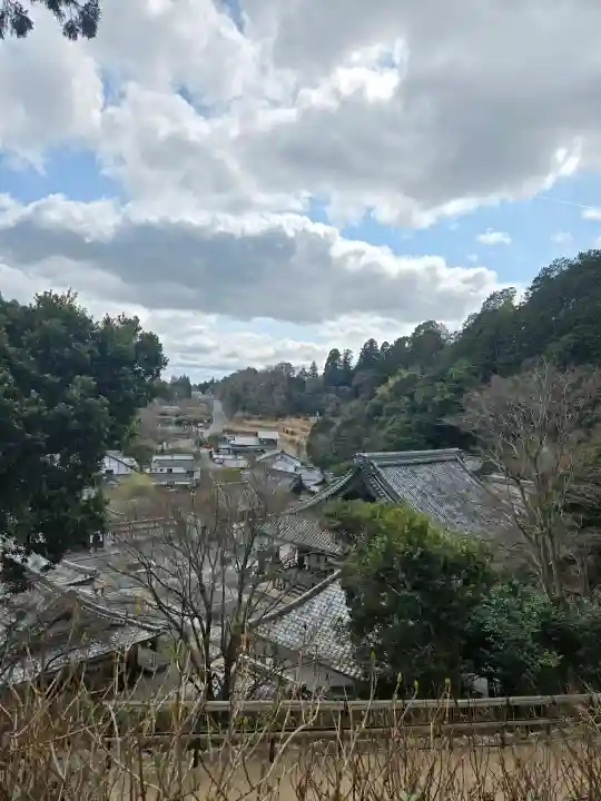 柳谷観音 楊谷寺の{uncategorized: "未分類", other: "その他", undefined: "問題あり", building: "その他建物", grave: "お墓", sacred_gate: "鳥居", guardian: "狛犬", statue: "像", buddha: "仏像", history: "歴史", nature: "自然", garden: "庭園", animal: "動物", pagoda: "塔", temizu: "手水舎", mountain_gate: "山門・神門", sanctuary: "本殿・本堂", subordinate: "末社・摂社", art: "芸術", scenery: "景色", jizo: "地蔵", ema: "絵馬", goshuin: "御朱印", omikuji: "おみくじ", items: "授与品その他", amulet: "お守り", goshuincho: "御朱印帳", eats: "食事", festival: "お祭り", votive_dance: "神楽", shichigosan: "七五三参", wedding: "結婚式", experience: "体験その他", initially: "初詣", around: "周辺", anti_infection: "感染症対策"}