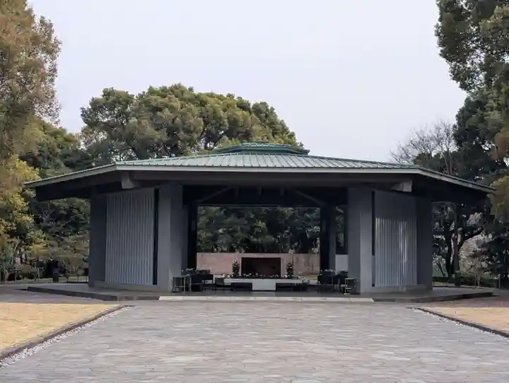 千鳥ヶ淵戦没者墓苑(東京都)