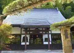 紹楽寺の本殿