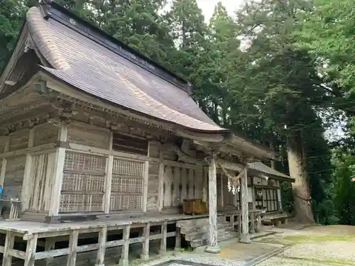 儛草神社の本殿