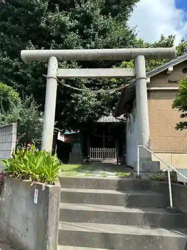 稲荷神社の鳥居