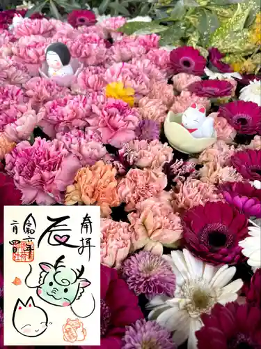 於菊稲荷神社の自然