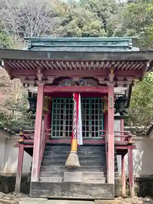 玉津岡神社の{uncategorized: "未分類", other: "その他", undefined: "問題あり", building: "その他建物", grave: "お墓", sacred_gate: "鳥居", guardian: "狛犬", statue: "像", buddha: "仏像", history: "歴史", nature: "自然", garden: "庭園", animal: "動物", pagoda: "塔", temizu: "手水舎", mountain_gate: "山門・神門", sanctuary: "本殿・本堂", subordinate: "末社・摂社", art: "芸術", scenery: "景色", jizo: "地蔵", ema: "絵馬", goshuin: "御朱印", omikuji: "おみくじ", items: "授与品その他", amulet: "お守り", goshuincho: "御朱印帳", eats: "食事", festival: "お祭り", votive_dance: "神楽", shichigosan: "七五三参", wedding: "結婚式", experience: "体験その他", initially: "初詣", around: "周辺", anti_infection: "感染症対策"}
