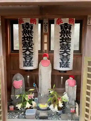 玉泉寺の地蔵