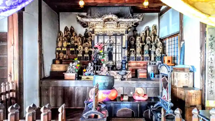 常福院の本殿・本堂