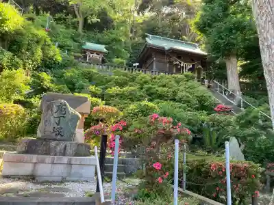 走水神社の{uncategorized: "未分類", other: "その他", undefined: "問題あり", building: "その他建物", grave: "お墓", sacred_gate: "鳥居", guardian: "狛犬", statue: "像", buddha: "仏像", history: "歴史", nature: "自然", garden: "庭園", animal: "動物", pagoda: "塔", temizu: "手水舎", mountain_gate: "山門・神門", sanctuary: "本殿・本堂", subordinate: "末社・摂社", art: "芸術", scenery: "景色", jizo: "地蔵", ema: "絵馬", goshuin: "御朱印", omikuji: "おみくじ", items: "授与品その他", amulet: "お守り", goshuincho: "御朱印帳", eats: "食事", festival: "お祭り", votive_dance: "神楽", shichigosan: "七五三参", wedding: "結婚式", experience: "体験その他", initially: "初詣", around: "周辺", anti_infection: "感染症対策"}