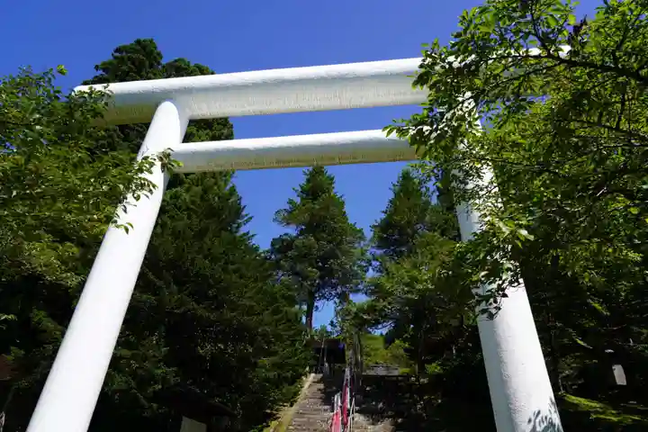 土津神社|こどもと出世の神さまの鳥居