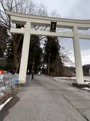 雄山神社中宮祈願殿(富山県)