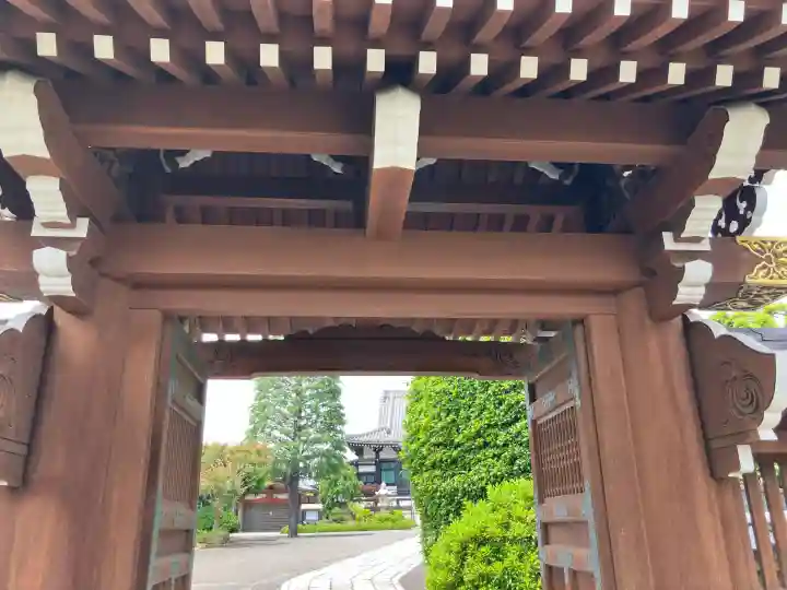 大音寺の{uncategorized: "未分類", other: "その他", undefined: "問題あり", building: "その他建物", grave: "お墓", sacred_gate: "鳥居", guardian: "狛犬", statue: "像", buddha: "仏像", history: "歴史", nature: "自然", garden: "庭園", animal: "動物", pagoda: "塔", temizu: "手水舎", mountain_gate: "山門・神門", sanctuary: "本殿・本堂", subordinate: "末社・摂社", art: "芸術", scenery: "景色", jizo: "地蔵", ema: "絵馬", goshuin: "御朱印", omikuji: "おみくじ", items: "授与品その他", amulet: "お守り", goshuincho: "御朱印帳", eats: "食事", festival: "お祭り", votive_dance: "神楽", shichigosan: "七五三参", wedding: "結婚式", experience: "体験その他", initially: "初詣", around: "周辺", anti_infection: "感染症対策"}