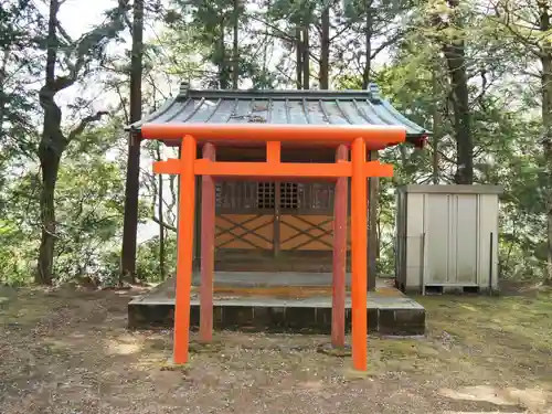 神尾田神社の末社・摂社
