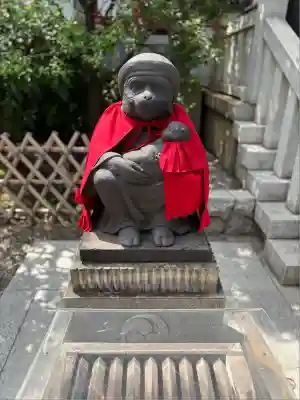 山王稲荷神社(日枝神社末社)の像