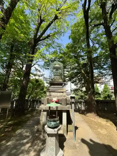 待乳山聖天（本龍院）の{uncategorized: "未分類", other: "その他", undefined: "問題あり", building: "その他建物", grave: "お墓", sacred_gate: "鳥居", guardian: "狛犬", statue: "像", buddha: "仏像", history: "歴史", nature: "自然", garden: "庭園", animal: "動物", pagoda: "塔", temizu: "手水舎", mountain_gate: "山門・神門", sanctuary: "本殿・本堂", subordinate: "末社・摂社", art: "芸術", scenery: "景色", jizo: "地蔵", ema: "絵馬", goshuin: "御朱印", omikuji: "おみくじ", items: "授与品その他", amulet: "お守り", goshuincho: "御朱印帳", eats: "食事", festival: "お祭り", votive_dance: "神楽", shichigosan: "七五三参", wedding: "結婚式", experience: "体験その他", initially: "初詣", around: "周辺", anti_infection: "感染症対策"}