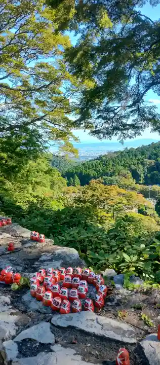 勝尾寺の{uncategorized: "未分類", other: "その他", undefined: "問題あり", building: "その他建物", grave: "お墓", sacred_gate: "鳥居", guardian: "狛犬", statue: "像", buddha: "仏像", history: "歴史", nature: "自然", garden: "庭園", animal: "動物", pagoda: "塔", temizu: "手水舎", mountain_gate: "山門・神門", sanctuary: "本殿・本堂", subordinate: "末社・摂社", art: "芸術", scenery: "景色", jizo: "地蔵", ema: "絵馬", goshuin: "御朱印", omikuji: "おみくじ", items: "授与品その他", amulet: "お守り", goshuincho: "御朱印帳", eats: "食事", festival: "お祭り", votive_dance: "神楽", shichigosan: "七五三参", wedding: "結婚式", experience: "体験その他", initially: "初詣", around: "周辺", anti_infection: "感染症対策"}