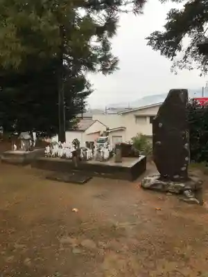 鷹日神社の末社・摂社