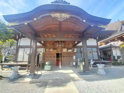 大慈寺の本殿・本堂