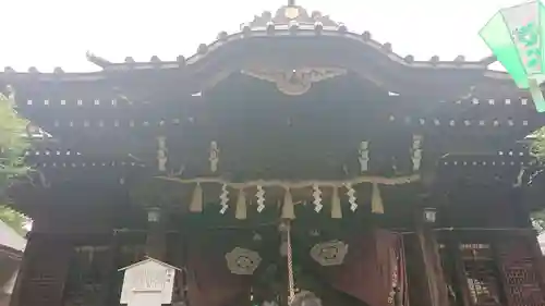 白山神社の本殿