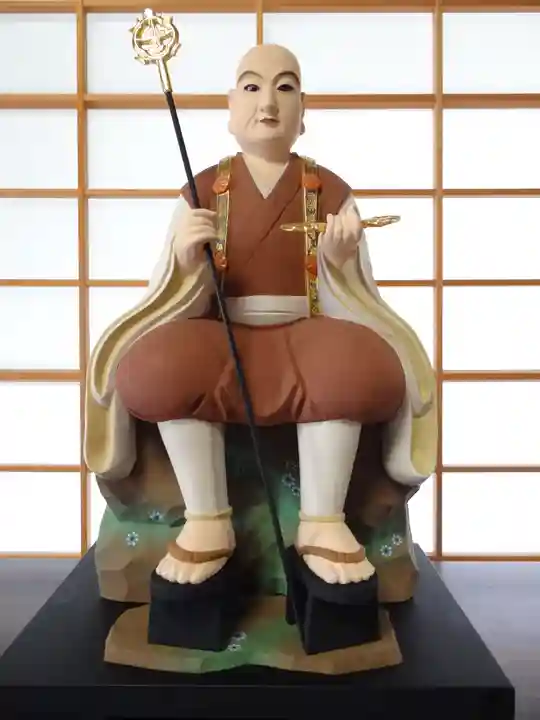 普門寺(切り絵御朱印発祥の寺)の像