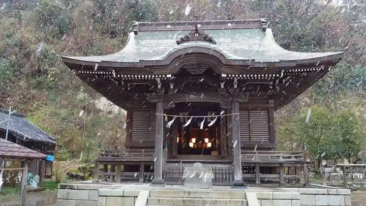 御霊神社の本殿・本堂