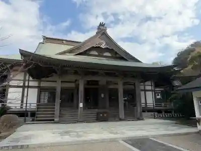 光明寺の{uncategorized: "未分類", other: "その他", undefined: "問題あり", building: "その他建物", grave: "お墓", sacred_gate: "鳥居", guardian: "狛犬", statue: "像", buddha: "仏像", history: "歴史", nature: "自然", garden: "庭園", animal: "動物", pagoda: "塔", temizu: "手水舎", mountain_gate: "山門・神門", sanctuary: "本殿・本堂", subordinate: "末社・摂社", art: "芸術", scenery: "景色", jizo: "地蔵", ema: "絵馬", goshuin: "御朱印", omikuji: "おみくじ", items: "授与品その他", amulet: "お守り", goshuincho: "御朱印帳", eats: "食事", festival: "お祭り", votive_dance: "神楽", shichigosan: "七五三参", wedding: "結婚式", experience: "体験その他", initially: "初詣", around: "周辺", anti_infection: "感染症対策"}