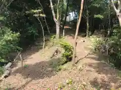 荒磯魚見根神社の建物その他