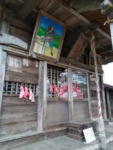 八龍神社の本殿