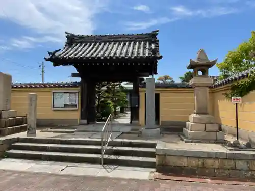 本立寺の山門・神門