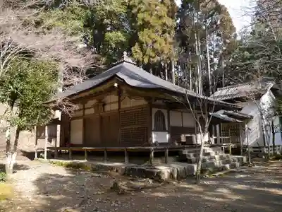 高山寺の本殿・本堂