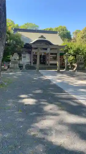 天疫神社の{uncategorized: "未分類", other: "その他", undefined: "問題あり", building: "その他建物", grave: "お墓", sacred_gate: "鳥居", guardian: "狛犬", statue: "像", buddha: "仏像", history: "歴史", nature: "自然", garden: "庭園", animal: "動物", pagoda: "塔", temizu: "手水舎", mountain_gate: "山門・神門", sanctuary: "本殿・本堂", subordinate: "末社・摂社", art: "芸術", scenery: "景色", jizo: "地蔵", ema: "絵馬", goshuin: "御朱印", omikuji: "おみくじ", items: "授与品その他", amulet: "お守り", goshuincho: "御朱印帳", eats: "食事", festival: "お祭り", votive_dance: "神楽", shichigosan: "七五三参", wedding: "結婚式", experience: "体験その他", initially: "初詣", around: "周辺", anti_infection: "感染症対策"}