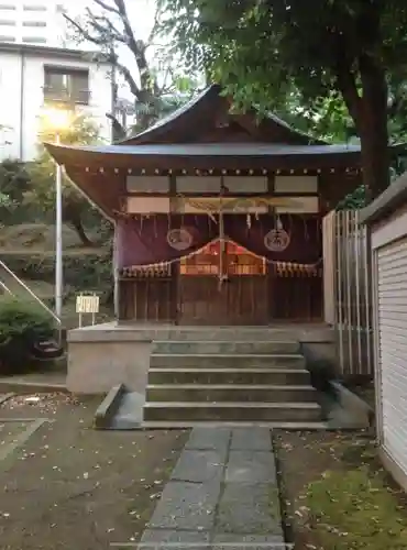 出世稲荷神社（春日稲荷神社）(東京都)