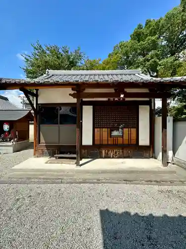 神武天皇社の建物その他