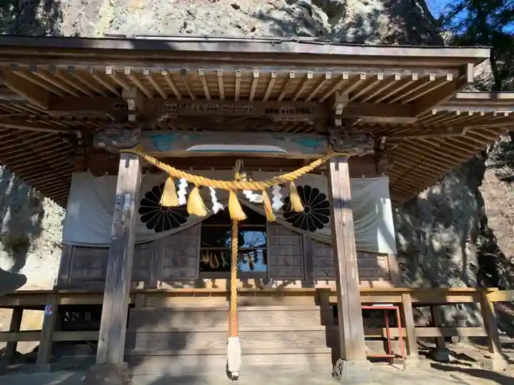 中之嶽神社の本殿・本堂