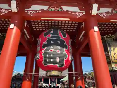 浅草寺の山門・神門